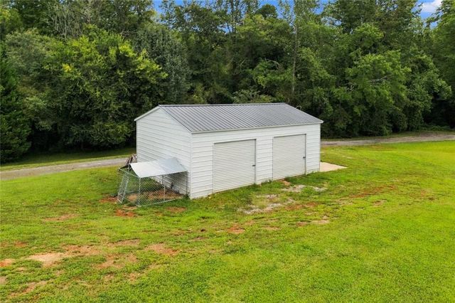 201 Strickland Drive, Dawsonville, GA 30534