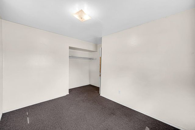 700 E 49th Avenue, Gary, IN 46409