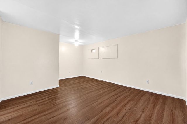 700 E 49th Avenue, Gary, IN 46409
