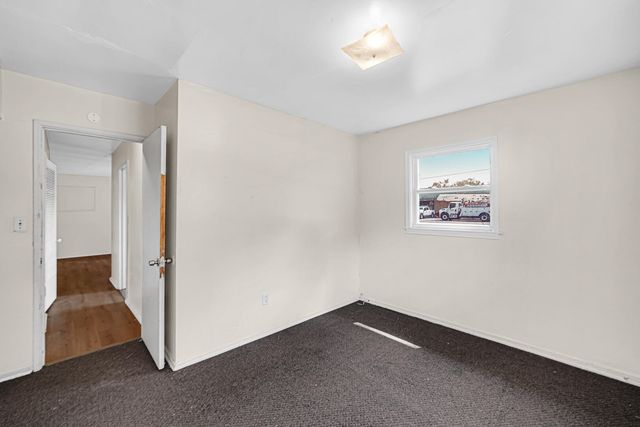 700 E 49th Avenue, Gary, IN 46409