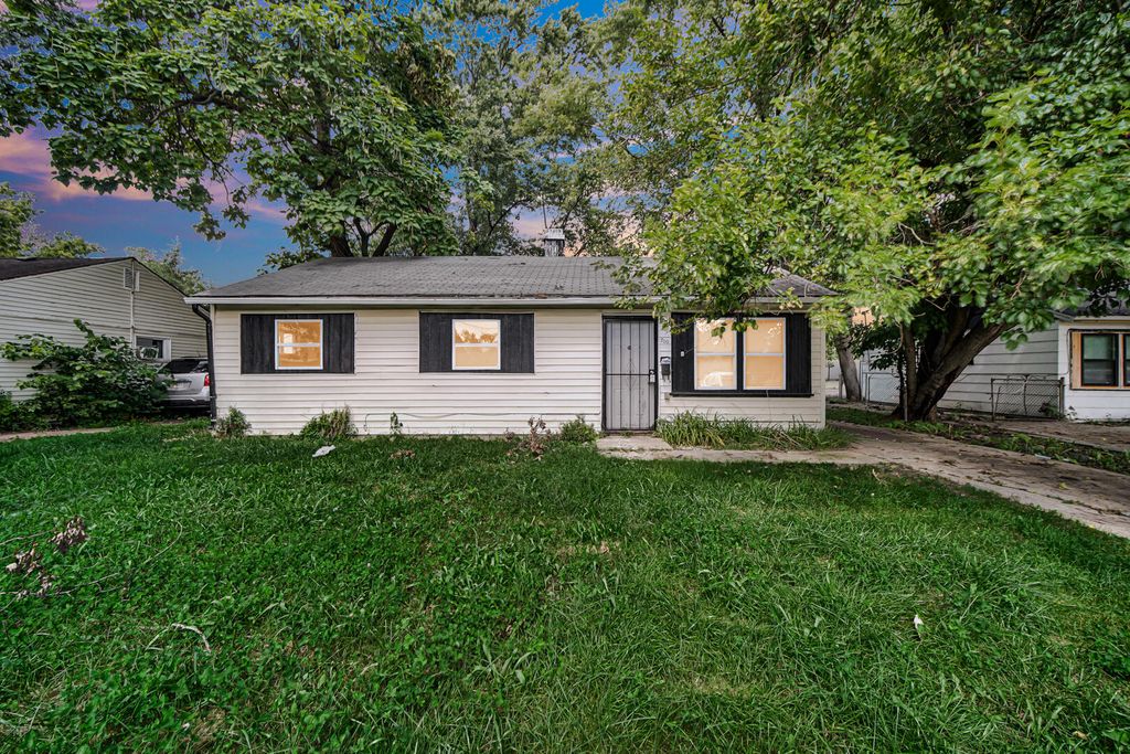 700 E 49th Avenue, Gary, IN 46409