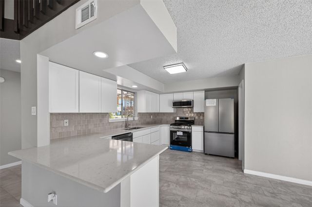 11406 Caesar Drive, Houston, TX 77477