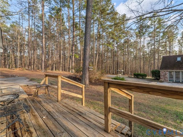 20120 River Rd, Chesterfield, VA 23838