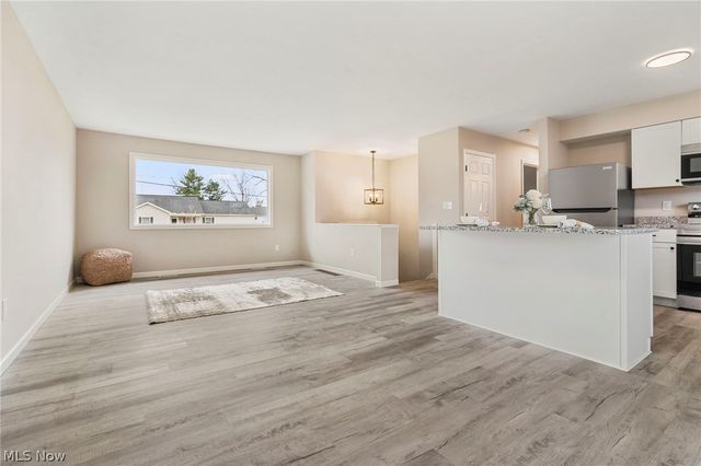 1927 Case Street, Twinsburg, OH 44087