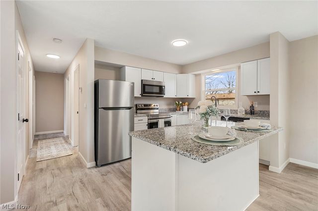 1927 Case Street, Twinsburg, OH 44087