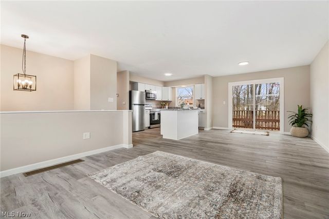 1927 Case Street, Twinsburg, OH 44087