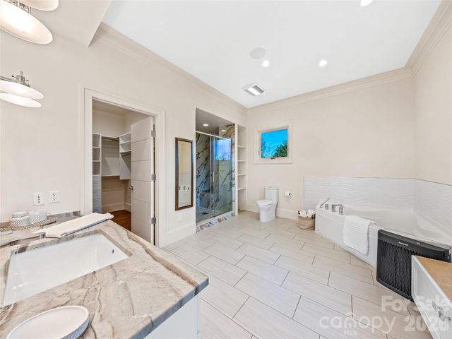 95 Horizon Hill Road, Asheville, NC 28804