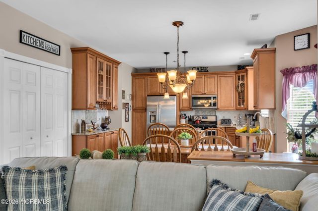 341 10th Avenue, Manchester, NJ 08759
