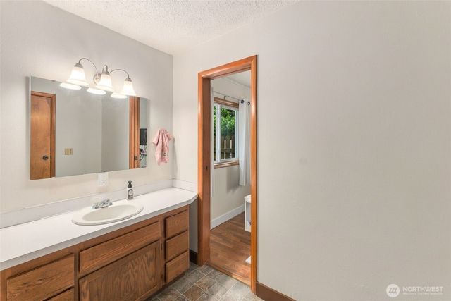 9001 E E Street, Tacoma, WA 98445