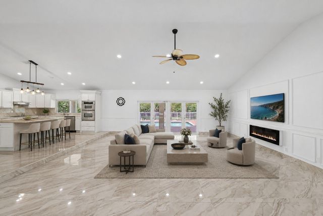 6344 NW 74th Terrace, Parkland, FL 33067