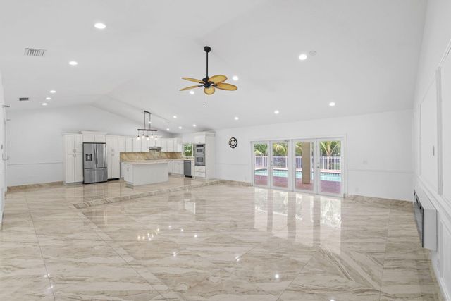 6344 NW 74th Terrace, Parkland, FL 33067