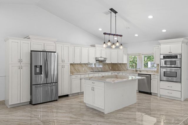 6344 NW 74th Terrace, Parkland, FL 33067