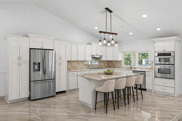 6344 NW 74th Terrace, Parkland, FL 33067