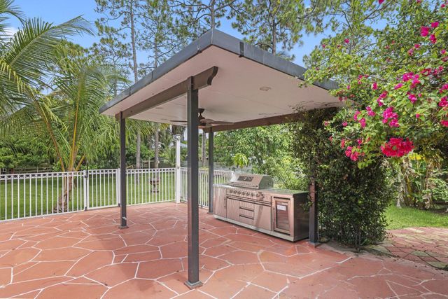 6344 NW 74th Terrace, Parkland, FL 33067