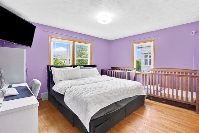 53 Ellerton St, Chicopee, MA 01020