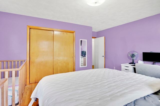 53 Ellerton St, Chicopee, MA 01020