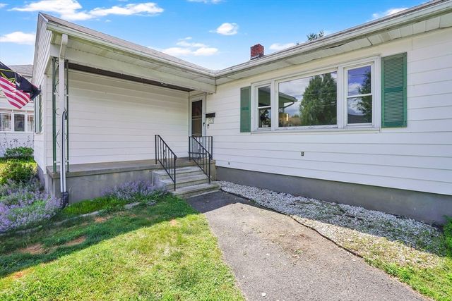 53 Ellerton St, Chicopee, MA 01020