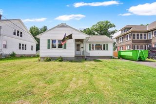 53 Ellerton St, Chicopee, MA 01020