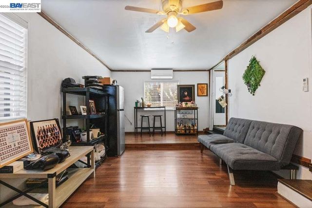 104 Denio St, Vallejo, CA 94590