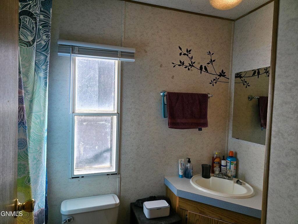 3103 Twin City Drive, Mandan, ND 58554 photo 8