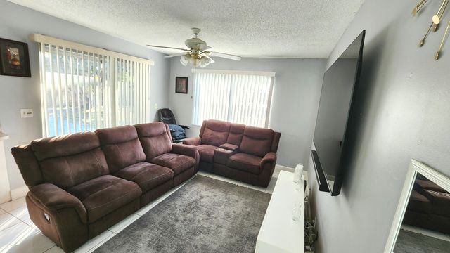 4209 Waverly Drive, West Palm Beach, FL 33407