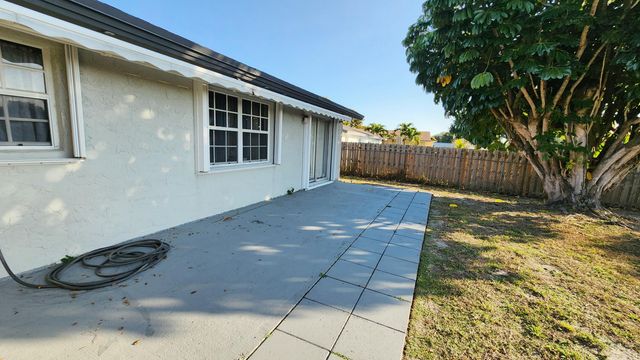 4209 Waverly Drive, West Palm Beach, FL 33407