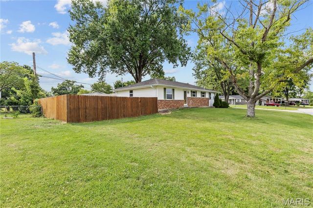 1205 Cypress Drive, O'fallon, MO 63366