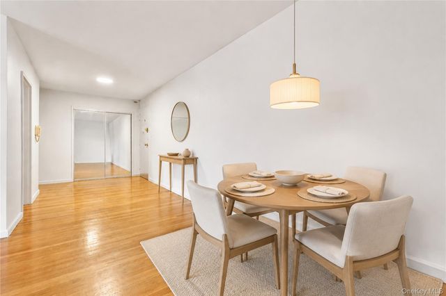 29-09 137th Street 3L, Flushing, NY 11354