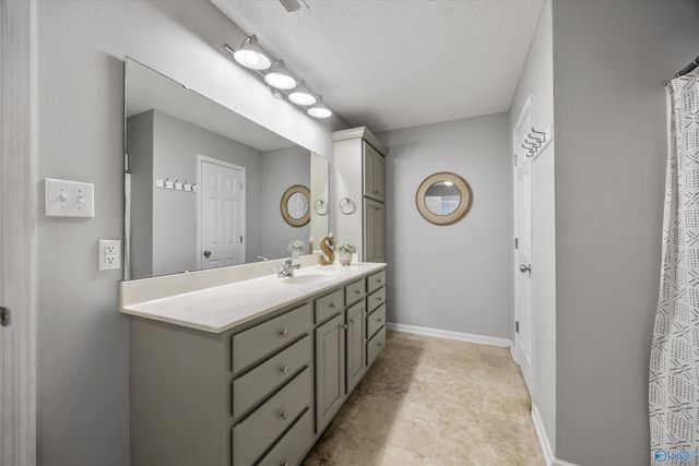 23886 May Lane, Athens, AL 35613