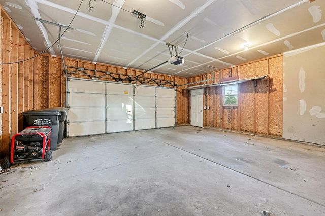 6204 Thistlewood Avenue, Pavilion Twp, MI 49088