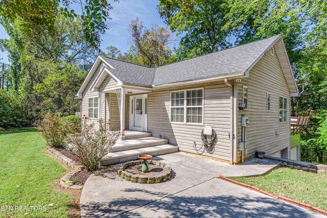 4701 Skyline Drive, Knoxville, TN 37914