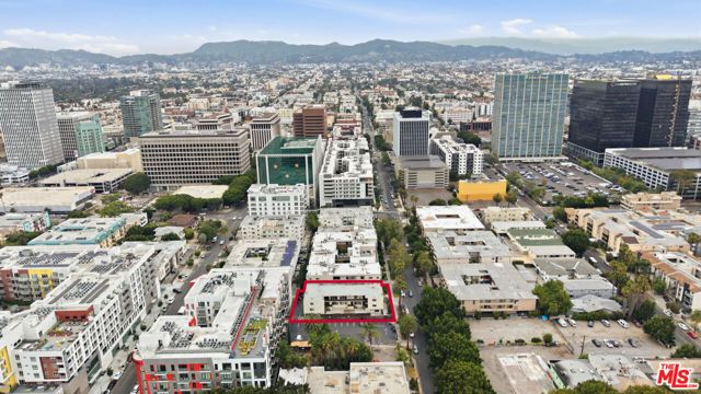 741 S Hobart Boulevard, Los Angeles, CA 90005