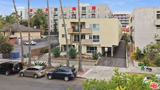 741 S Hobart Boulevard, Los Angeles, CA 90005
