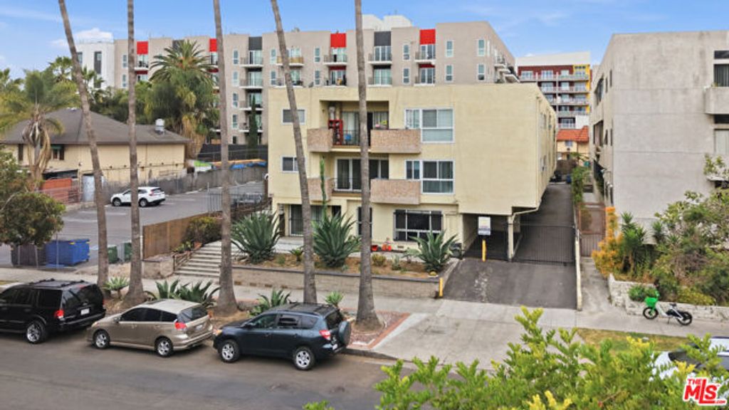 741 S Hobart Boulevard, Los Angeles, CA 90005