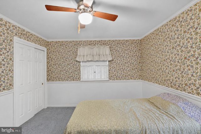 227 DAYCOTAH AVE, Hagerstown, MD 21740