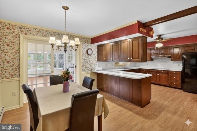 227 DAYCOTAH AVE, Hagerstown, MD 21740