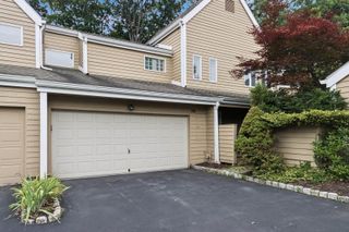 206 Dogwood Court, Poughkeepsie, NY 12601