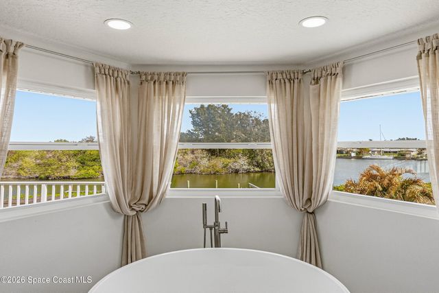262 Lanternback Island Drive, Satellite Beach, FL 32937