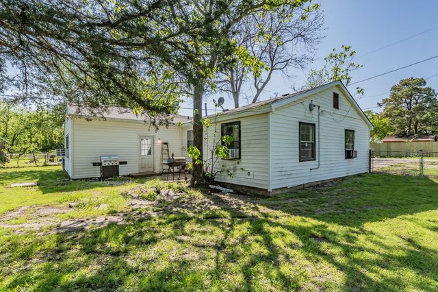 104 Bowers Street, Seagoville, TX 75159