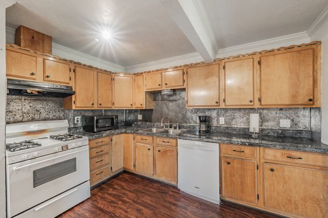 104 Bowers Street, Seagoville, TX 75159