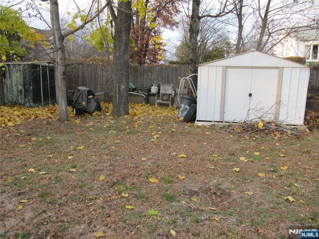 37 Atwood Place, Wayne, NJ 07470