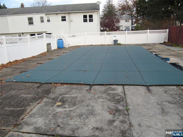 37 Atwood Place, Wayne, NJ 07470