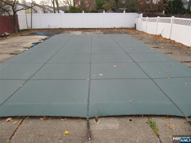 37 Atwood Place, Wayne, NJ 07470