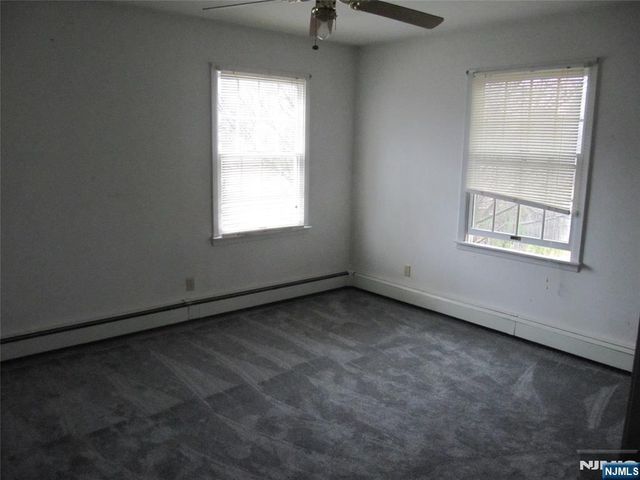 37 Atwood Place, Wayne, NJ 07470