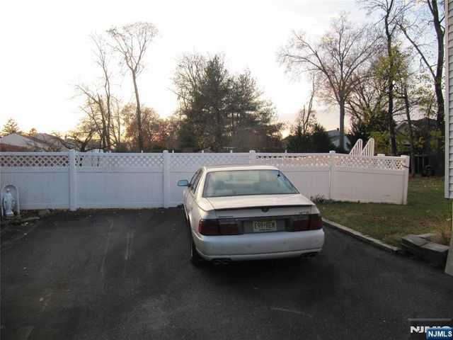 37 Atwood Place, Wayne, NJ 07470