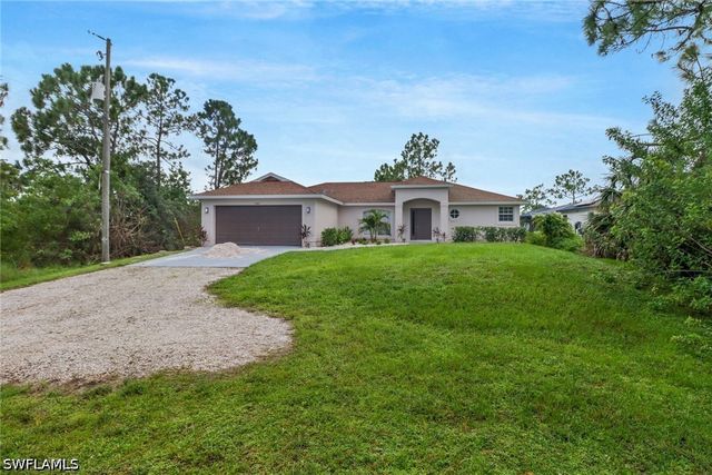 3340 33rd AVE NE, Naples, FL 34120