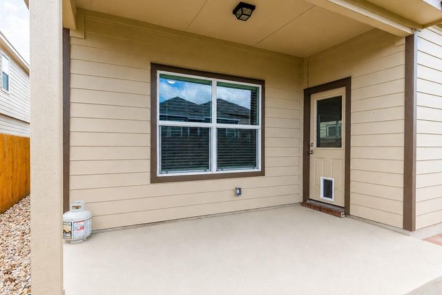 425 Perfect World LOOP, Jarrell, TX 76537