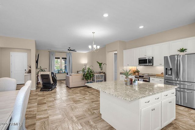 6095 N STRATFORD Court, Rimrock, AZ 86335
