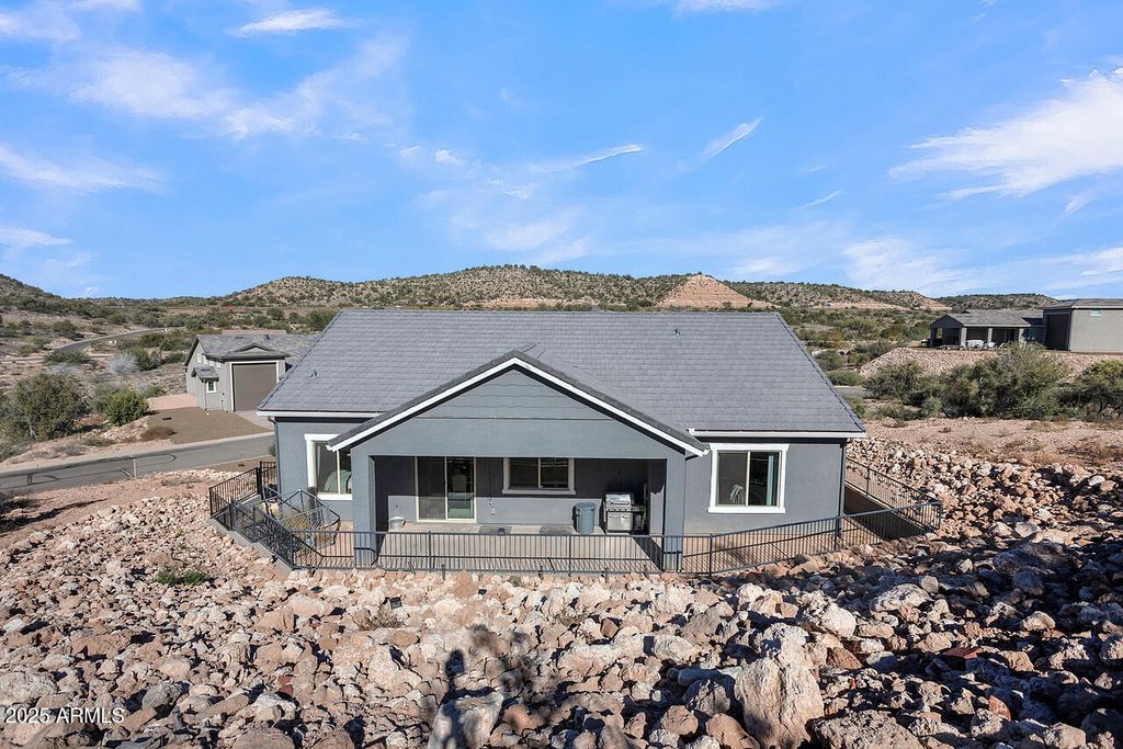 Image 15 of property listing at 6095 N STRATFORD Court, Rimrock, AZ 86335