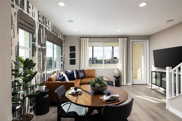 760 N Orange Street, La Habra, CA 90631